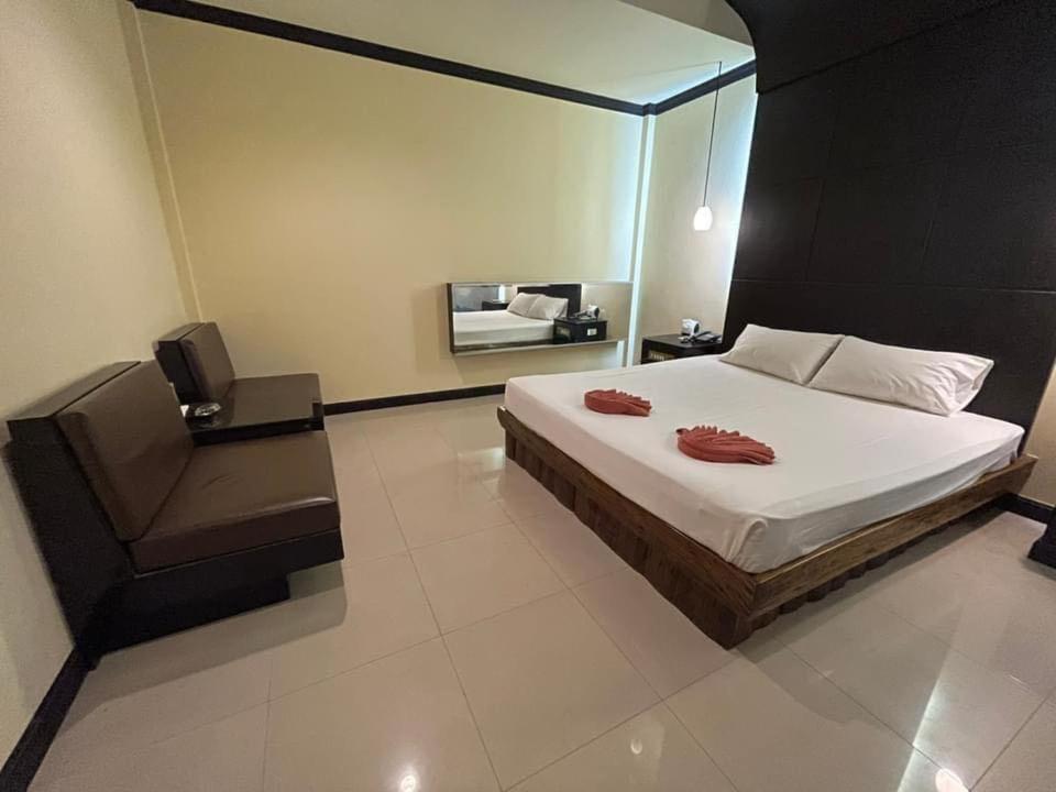 Baankaew Resort Pattaya ภายนอก รูปภาพ