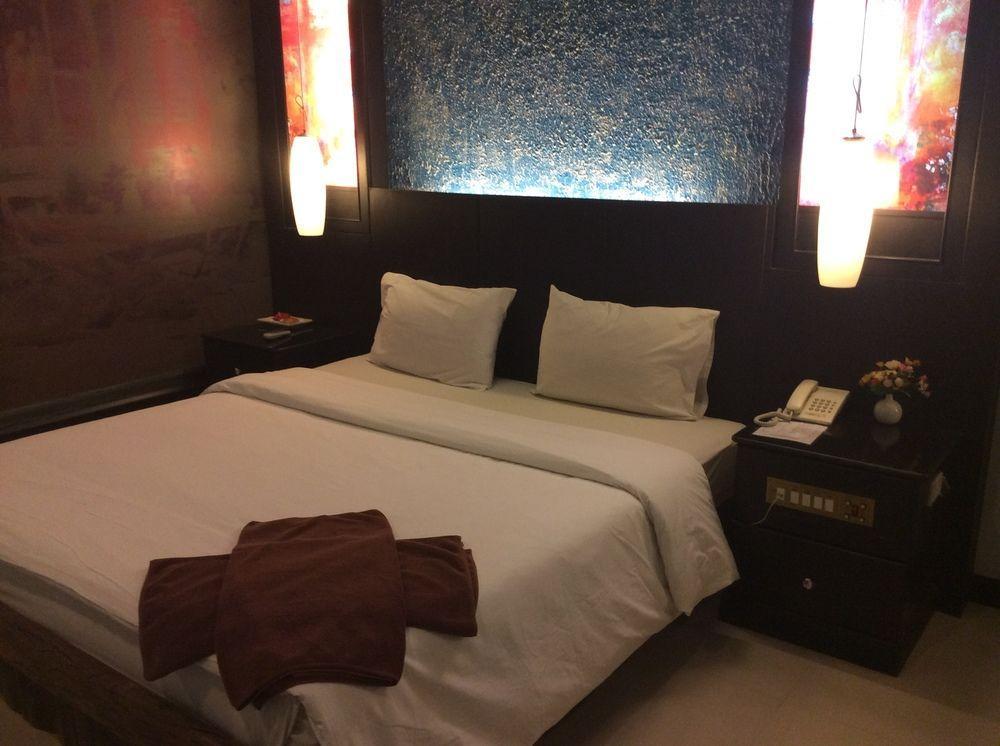 Baankaew Resort Pattaya ภายนอก รูปภาพ